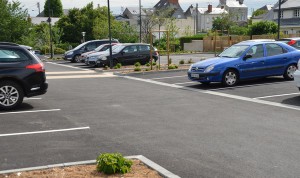 Parking relais face à la gare de Saumur réalisé par TPPL  Inauguration du 10 juillet 2014